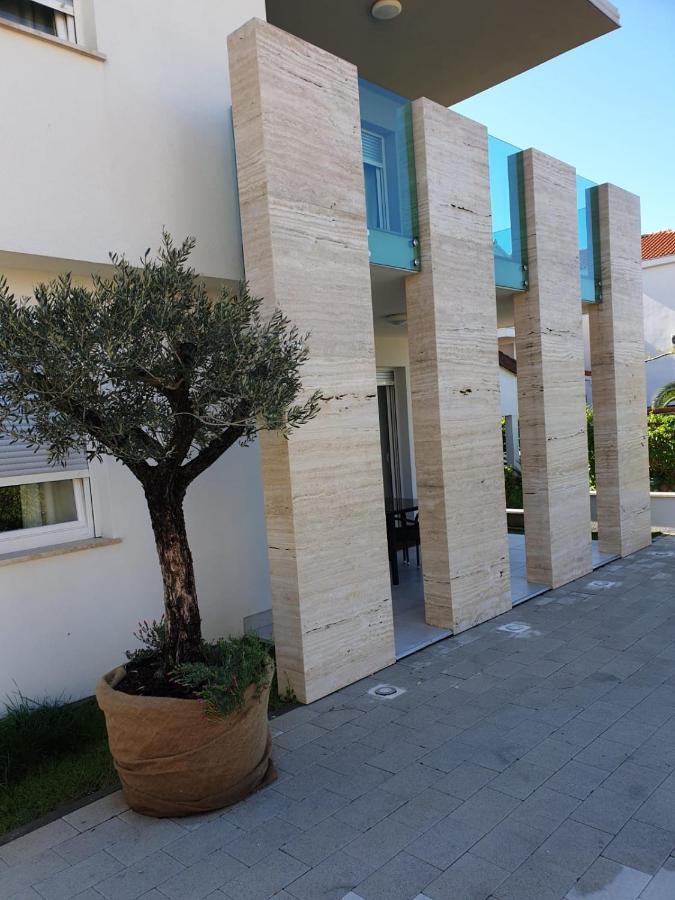 Apartments 4You Vir Exterior photo